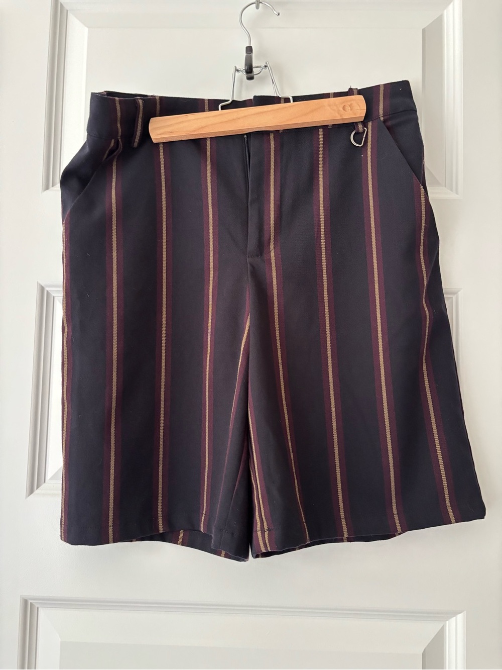 Forever 21 Navy Maroon Beige Striped High Waisted Shorts Size M